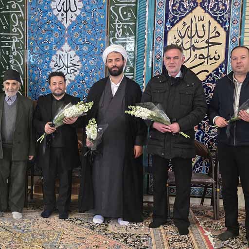 تجلیل از مقام شامخ شهدا و دیدار با  خانواده ای معظم شهدا به مناسبت گرامیداشت دهه مبارک فجر