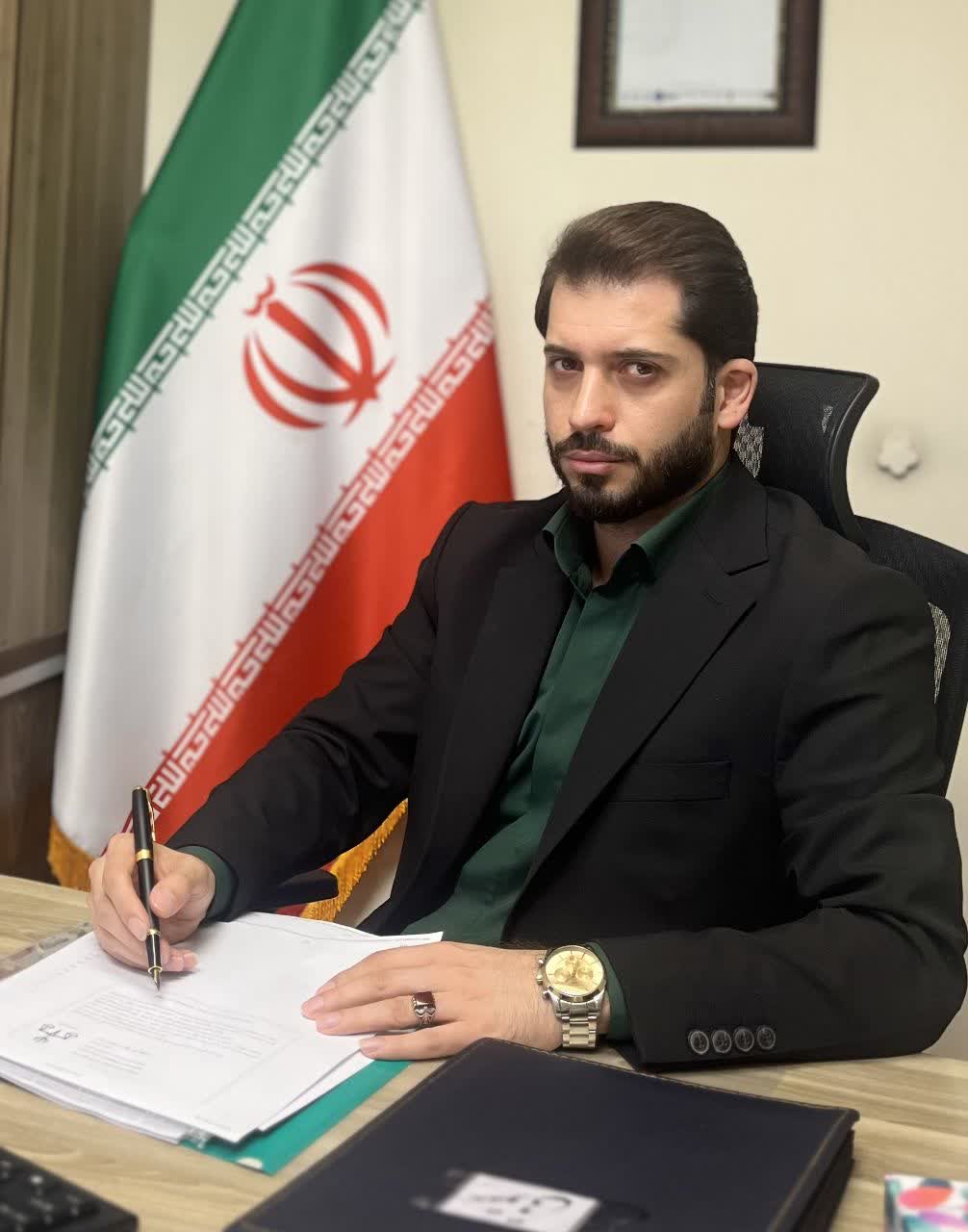 دکتر یاسر محمودی